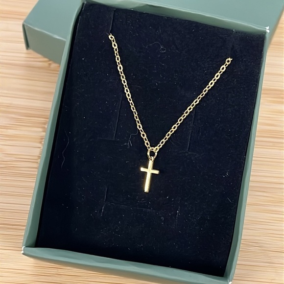 Brand New 14K Gold Plated Cross Necklace Dainty Minimalist 18" Length - Picture 14 of 14